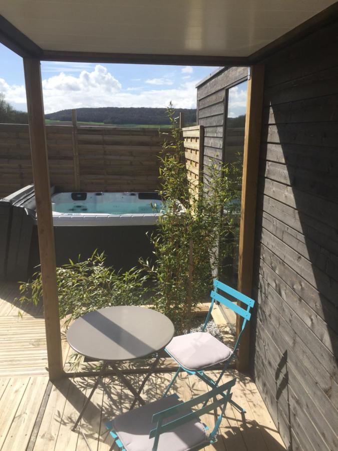 Les Nuits Insolites De La Mothe - Hebergement En Bulle Ou Tiny House Avec Spa Privatif Outremecourt Exterior foto